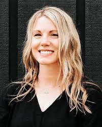 Sarah Cumberland's Instagram, Twitter & Facebook