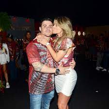 May 22, 2021 · estiveram presente em campos do jordão na sexta reunião com a vereadora lilian e o presidente da câmara dos vereadores claudio adão, mais 6 vereadores do vale e o delegado de policia de campos do jordao dr luiz a pauta foi quantidade de animais abandonados e a possibilidade de implementação de políticas publica de castração … Cacau Colucci Brinca Sobre Ser Adepta A Filtros Mudo Tanto Vao Querer Ir Ao Procon Quem Quem News