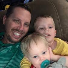 Danny Light (@Dr_DLight)