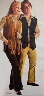 Key styles for the decade included hippie, peacock revolution, glam rock, and disco looks. Men Authentic 70s Hippie Fashion Novocom Top