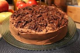 Décorer le gâteau selon l'envie, œufs de pâques, décorations en chocolat, motifs de pâques en pâte d'amandes. Gateau Facile Pour Paques De Nell Passion Recettes