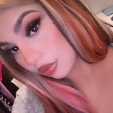 Has anyone else been having issues with their Fortnite settings ? Me and my  bf have been having to mess around with our settings daily it's getting so  fkn annoying at this