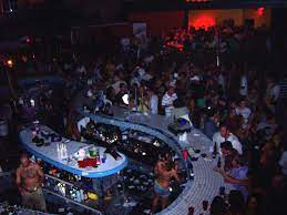 College Night Life An All American Backyard Party Fort Lauderdale Nightlife Night Life Backyard Party