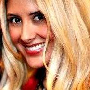 Roxanne Manning's Instagram, Twitter & Facebook