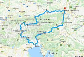 Es grenzt im nordwesten an frankreich und die schweiz und im nordosten an österreich und slowenien. Roadtrip Als Familie Durch Osterreich Sudtirol Und Italien Fit Glucklich
