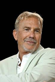 MY SINCERE AND HARTFELT CONGRATULATIONS TO YOU MY DEAR LADIES ON THIS  INTERNATIONAL WOMEN'S DAY. ❤️❤️❤️❤️❤️ Allow me to congratulate you and wish  you that every day in your life would be