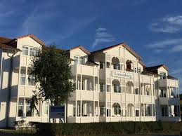 Das haus mönchgut befindet sich in thiessow, 16 km von binz entfernt, und verfügt über einen kinderspielplatz und eine sonnenterrasse. Haus Lotsenberg 2 Zimmer Ferienwohnung 4 Personen Thiessow Rugen Ostsee Reisen De