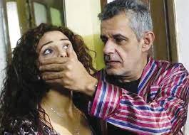 وابن الفنانة ليلى مراد والمخرج فطين عبد الوهاب درس فى المعهد العالى للسينما قسم الاخراج سنة 1983 اشتغل مع المخرج على بدرخان كمخرج مساعد تانى فى اهل القمه وعمل مساعد مخرج فى افلام يوسف شاهين ومنها اليوم السادس. Ø²ÙƒÙŠ ÙØ·ÙŠÙ† Ø¹Ø¨Ø¯Ø§Ù„ÙˆÙ‡Ø§Ø¨ ØªØºÙ„Ø¨Øª Ø¹Ù„Ù‰ Ø§Ù„Ø³Ø±Ø·Ø§Ù† Ø¨Ø§Ù„ØªÙ…Ø§Ø³Ùƒ ÙˆØ§Ù„Ø¥Ø±Ø§Ø¯Ø© Ø­ÙˆØ§Ø± Ø§Ù„Ù…ØµØ±ÙŠ Ø§Ù„ÙŠÙˆÙ…