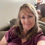 Deborah Cluff's Instagram, Twitter & Facebook