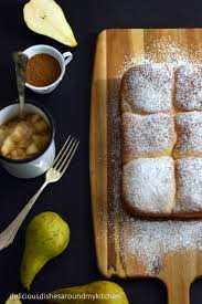 Frisch Aus Dem Ofen Buchteln Mit Birnen Fullung Delicious Dishes Around My Kitchen Buchteln Buchteln Rezept Essen