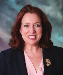 Ellen Broder's Instagram, Twitter & Facebook