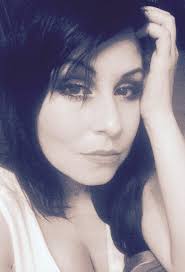 Who can paint a picture