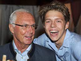German football legend franz beckenbauer poses with young people made up with the flags of different countries during a press conference of the. Franz Beckenbauer Sohn Joel Spricht Offen Uber Den Gesundheitszustand Seines Vaters News De