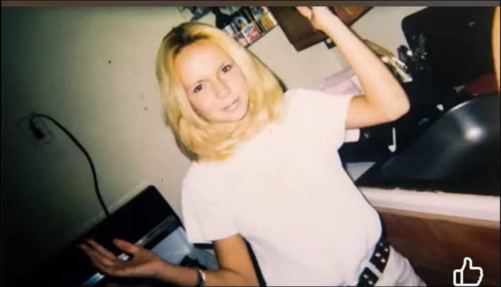 In 1998, Christy Dawn Myers, a 20-year-old mother, left home for a store in  rural south Georgia and was found stabbed to death beside her car.  Twenty-eight years later, the GBI has