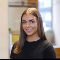 Charlotte Boyle's Instagram, Twitter & Facebook