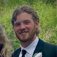 Quinn Earley's Instagram, Twitter & Facebook