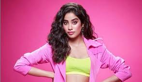 Janhvi kapoor with gunjan saxena. I Never Made The First Move Janhvi Kapoor On Dating And Relationships The Week