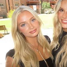 Erin Keegan's Instagram, Twitter & Facebook