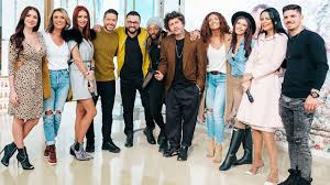 Un nou inceputferma sezonul 4 episodul 42 online 7 mai 2019. Vedetele De La Ferma Secrete Din Culisele Show Ului Youtube