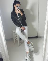 3 798 Vind Ik Leuks 44 Reacties Madeline Mercedes Madelinemercedes Op Instagram Found The Perfect Details For A Glamorou Trendy Outfits Fashion Clothes