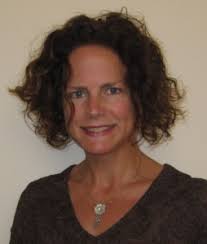 Dr Mario Emma Lewise is a dual qualified Specialist Oral and Maxillofacial  Surgeon. Medical and dental degrees MBBS BDSc