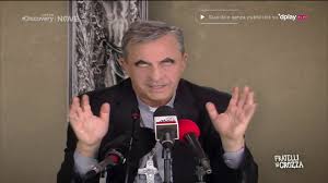 This is fratelli di crozza parte 2.maurizio crozza è maurizio belpietro by bemli redplate on vimeo, the home for high quality videos and the people… Crozza E Il Cardinale Becciu Tutti Mi Accusano Di Perculato Youtube