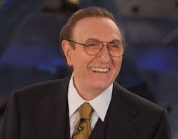 𝗟𝗘 𝗖𝗔𝗦𝗧𝗘𝗟𝗟𝗔 𝗖𝗔𝗟𝗖𝗜𝗢 𝗘 𝗠𝗜𝗦𝗧𝗘𝗥 𝗖𝗔𝗥𝗠𝗜𝗡𝗘 𝗟𝗘𝗢𝗡𝗘  𝗦𝗜 𝗦𝗘𝗣𝗔𝗥𝗔𝗡𝗢 𝗗𝗢𝗣𝗢 𝗨𝗡𝗔 𝗚𝗥𝗔𝗡𝗗𝗘 𝗦𝗧𝗔𝗚𝗜𝗢𝗡𝗘 È  ufficiale: l'ASD Le Castella Calcio e mister Carmine Leone interrompono il  proprio percorso comune. Dopo ...