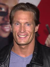 Brett Harrelson's Instagram, Twitter & Facebook