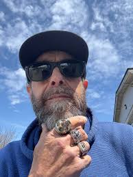 Bee's are out so if you see me fighting air I ain't