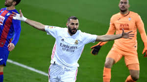 Consider a straight lob haircut that ends right around the shoulders. Benzema 9 10 Modric 8 10 With Real Madrid Co Leading Soccer Sports Jioforme