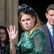 Ellie goulding arrives at york minster in a vw campervan for her wedding to caspar jopling. Ellie Goulding Wedding Guests 2019 Popsugar Middle East Celebrity And Entertainment