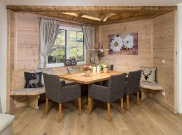 Wohnbereiche Stilsicher In Szene Gesetzt 7 Mobeltischlerei Manfred Manzl Tischlerarbeiten Tischler Tischlerei Inneneinrichtung Wohnen Bauernhaus Wohnzimmer Und Hausmobel