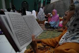 Dinas pendidikan provinsi jawa barat tetap memberikan acuan materi untuk kegiatan mpls, yang meliputi pengenalan sekolah, kurikulum 2013, materi tolak kekerasan, sekolah ramah anak, peserta didik sadar hukum, tertib berlalu lintas, sekolah sehat dan muatan lokal. Setiap Sekolah Dianjurkan Gelar Sanlat Selama Ramadhan Republika Online