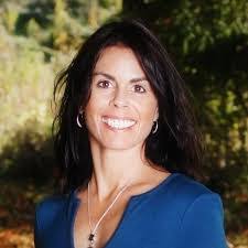 Cindy Barba's Instagram, Twitter & Facebook