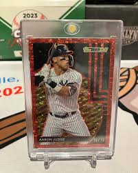 Beautiful Aaron Judge black gold red /10!! This card really pops in person.  The black golds are some of the nicest inserts around, even better when  they're red!