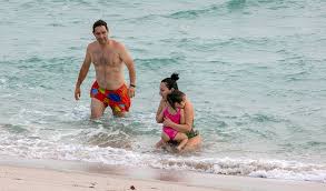 Press to show information about this location. South Fl Weather Forecast How Cold Rainy Before Easter Miami Herald