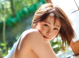 希代あみ