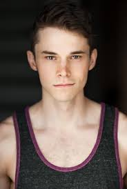 Jonathan Whitesell (28 de Agosto de 1991)