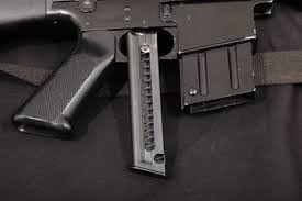 Copia esatta del fucile m16 americano. Armi Jager Ap 74 Ap74 Modeled After M 16 Black Alloy Blue 20 Removable Magazine Semi Automatic Rifle Mfd 1980 22 Lr For Sale At Gunauction Com 16074145