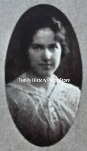 Doris Kirk (1902-?) — Family History Photo Store