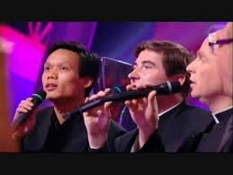 Je Vous Salue Marie Chante Par Les Pretres Je Vous Salue Marie Chant Religieux Pretresse