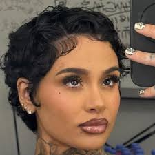 eden bailey (edenbaileyyyy)