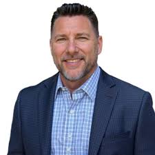 Thanks to Thurner Photography and the talented Becky Thurner-Braddock for  my new headshot...I was running with the old one from 2014 for a bit too  long.