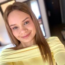 Déjame robarte un beso que me llegue hasta el alma, como un vallenato de  esos viejos que nos gustaban... Ya viste el video? #RobarteUnBeso Sebastian  Yatra