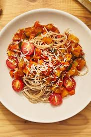 Vollkorn Spaghetti Gemuse Bolognese Veggie Genuss Gemuse Bolognese Pasta Rezepte Zucchini Rezepte Lebensmittel Essen