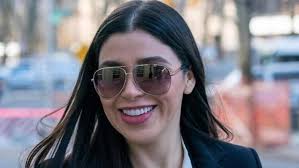 Solo esta pagina tengo las demas son falsas. 10 Things You Didn T Know About Emma Coronel Aispuro Tvovermind Kopi Yoir