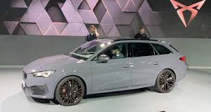 When the leon cupra r st goes on sale in april, the 150 uk buyers (remember the hatch was limited to 24) will be offered an abt tuning pack. Cupra Leon St Le Break Sportif Espagnol Se Renouvelle Des 2020
