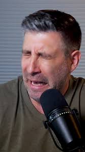 The wonderful Megan Spellman (@meganmcsweeneys), director of brand  experience at @mailchimp, joined a group coaching call with 3 exceptional  marketers and I as we worked through 1 signature story each. Together, we