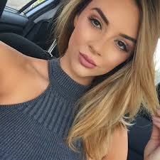 Lexi Taylor's Instagram, Twitter & Facebook