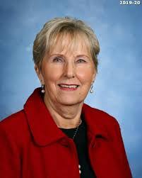 Tracy Baucom's Instagram, Twitter & Facebook